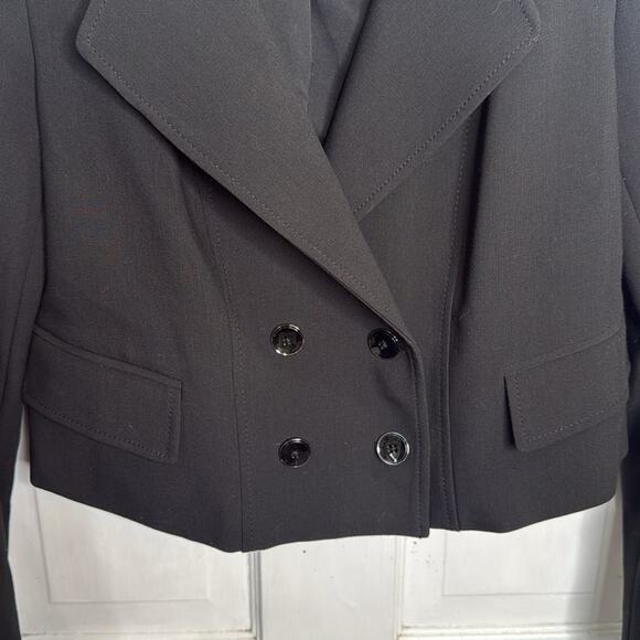 WHBM Black Double-Breasted Crop Blazer Jacket W-1001 Size 6 - Picture 2 of 9